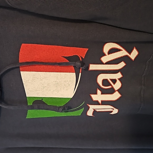 Walt Disney World Epcot Italy 🇮🇹  lightweight hoodie, size XL - Picture 3 of 10